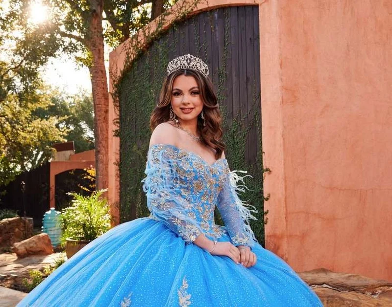 Quinceañera Style image 1