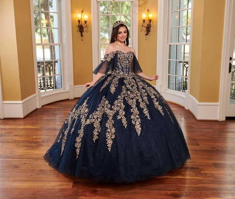 Quinceañera Style image 1