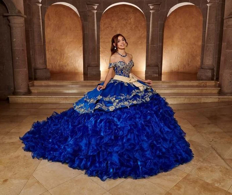 Quinceañera Style image 1