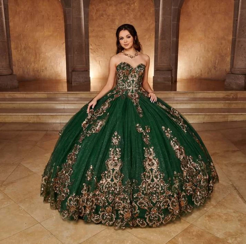 Quinceañera Style image 1